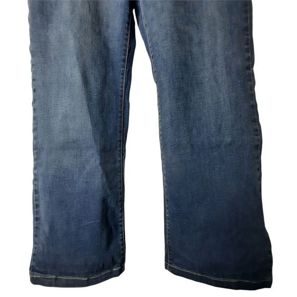 Levi's Perfectly Slimming/512 Bootcut blue jeans - Picture 6 of 12